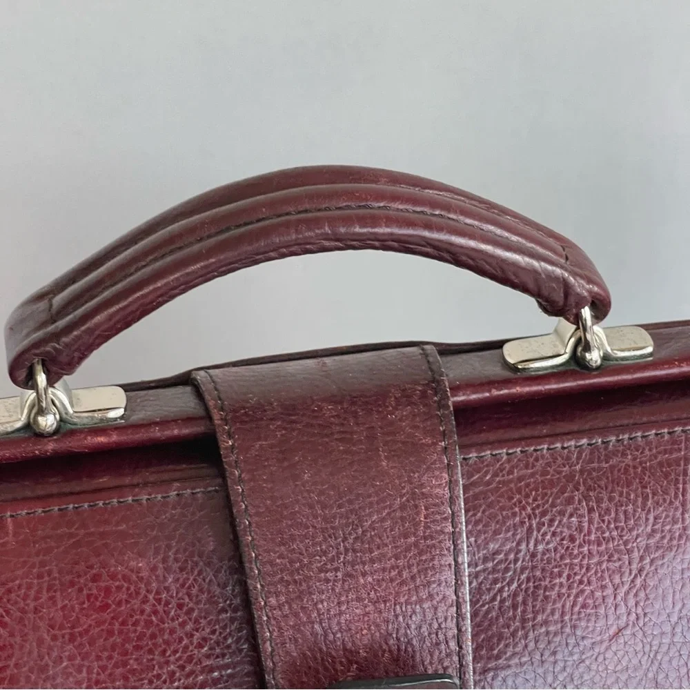 Jack Georges Burgundy Elements Classic European Leather Briefbag